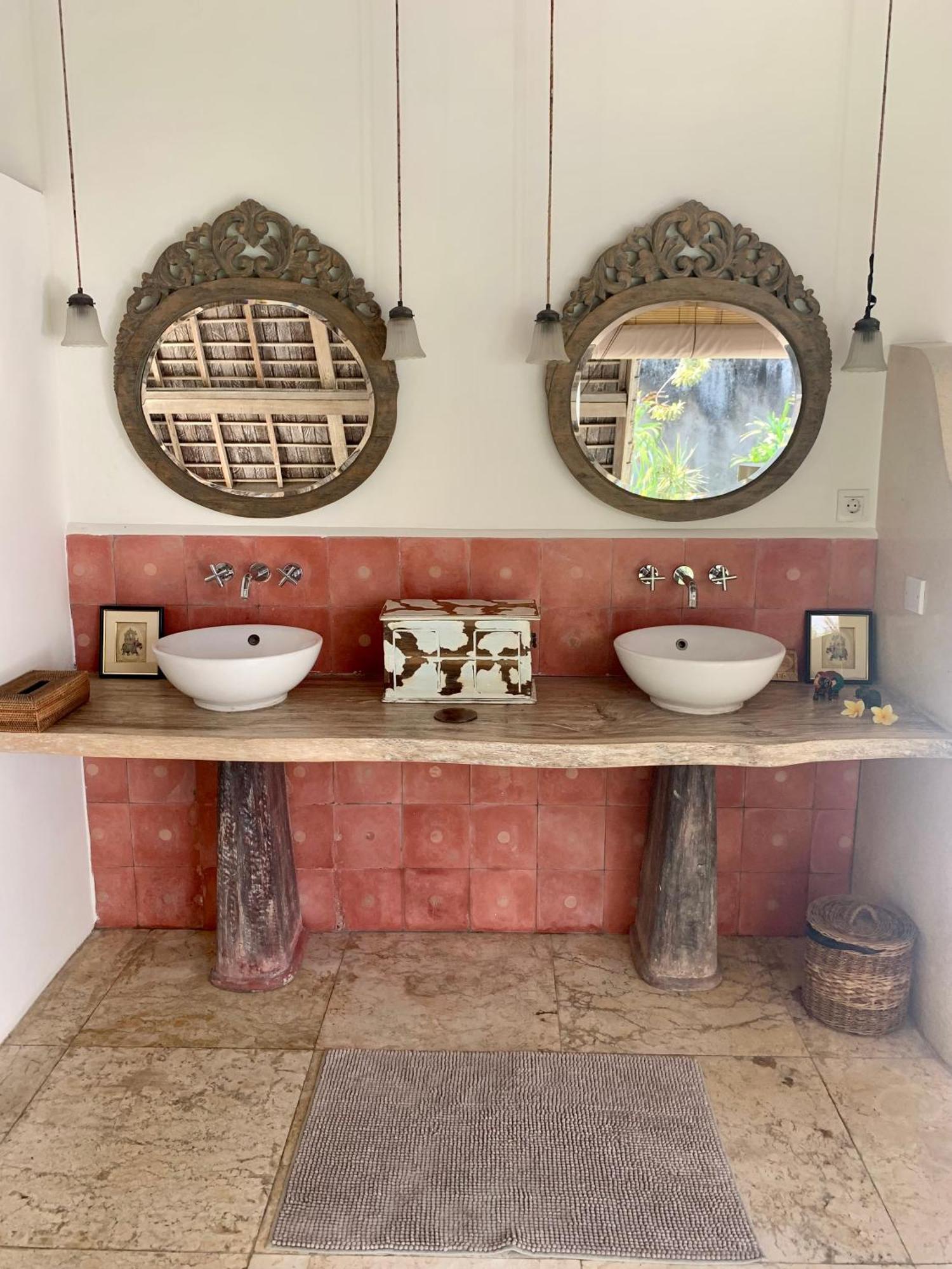 Unique 3Br Villa With Pool 5 Minute Walk To The Pererenan Beach 캉구 외부 사진